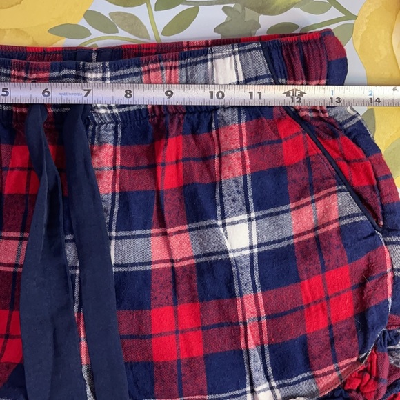 AERIE Red & Blue Plaid Shorts Size XS - Picture 3 of 5
